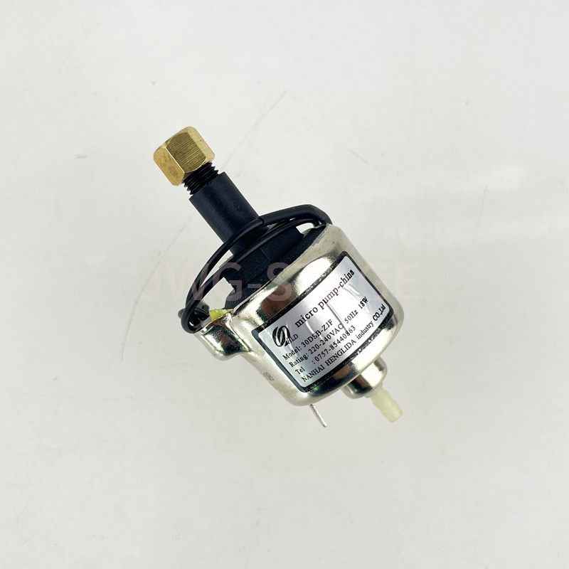 18 ワット 30DSB-ZJF フォグマシンオイルポンプ  - Studio Strobe Light 600W のレビューと価格